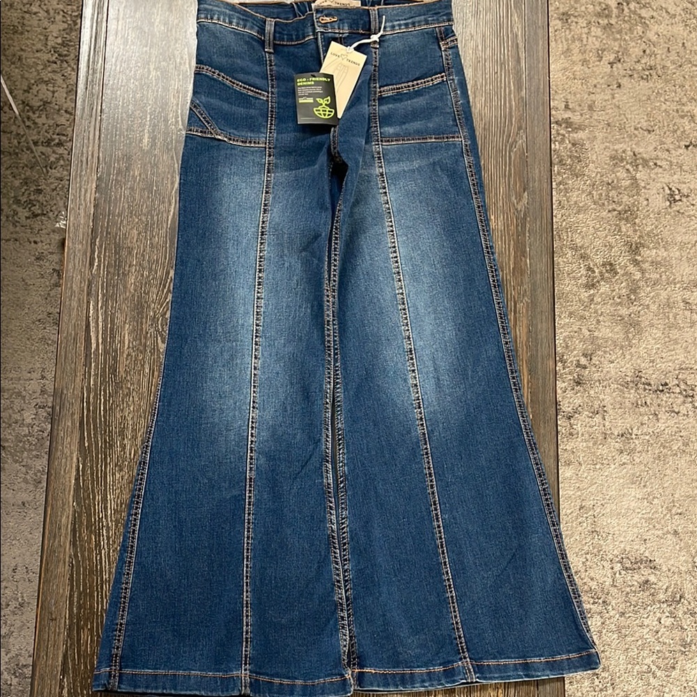 😍📣”New” Super cute! Women's Blue Flared Jeans - cozy fit./ bell bottoms